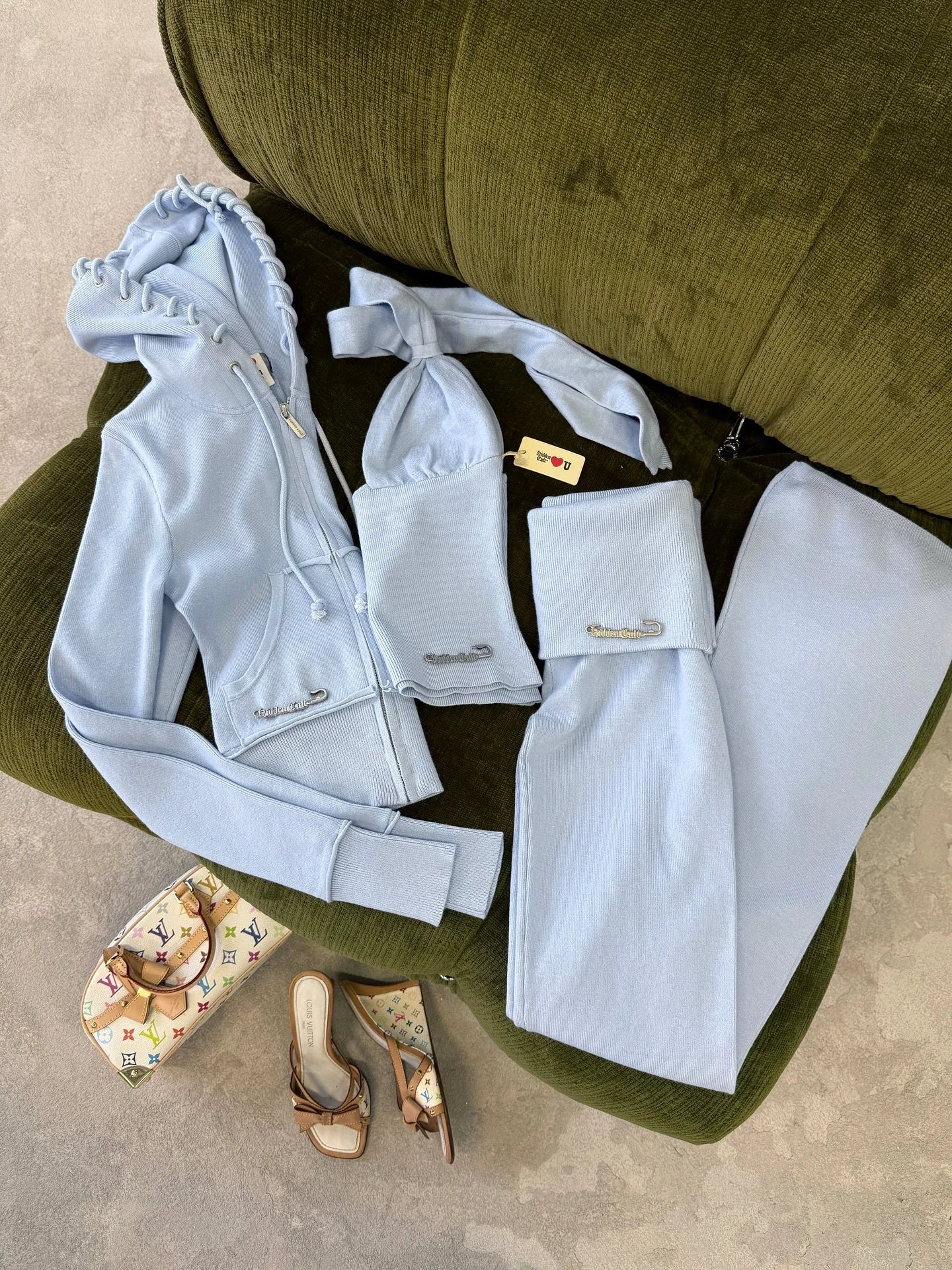 S7ddc9721e1df4eeeb943b66689cb33cfR