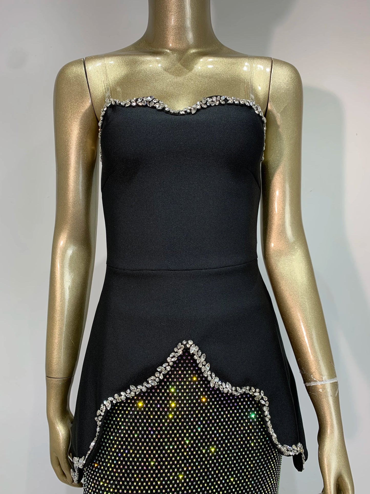 Sad5e733755ec4a29861050da785ef123Y